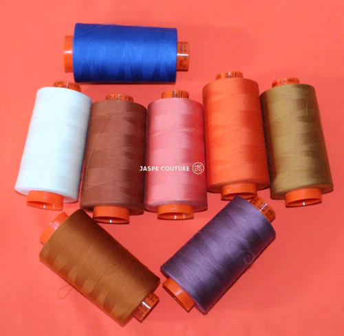 Bobine de fil polyester 5000m, cône surjeteuse gris foncé col 1361, Belfil - Image 3